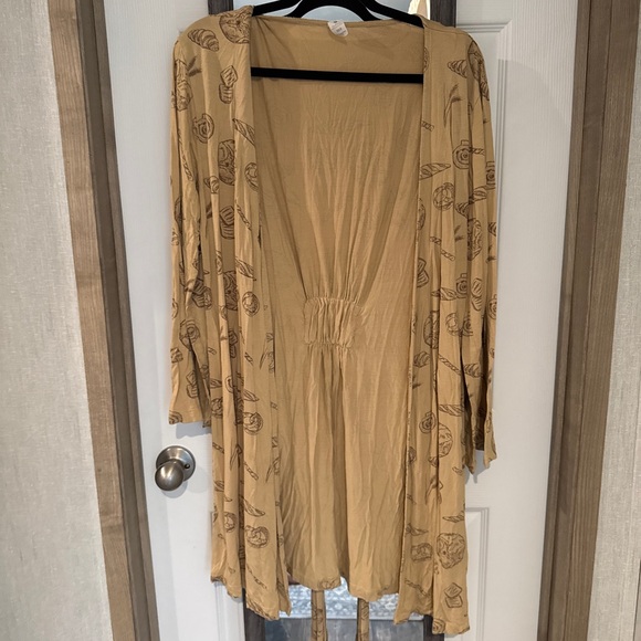 Kate Quinn Mustard Patterned Robe - Picture 2 of 3